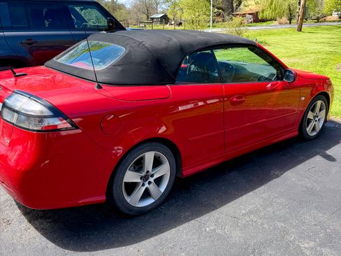 Used 2011 Saab 9-3 Aero FWD image 9