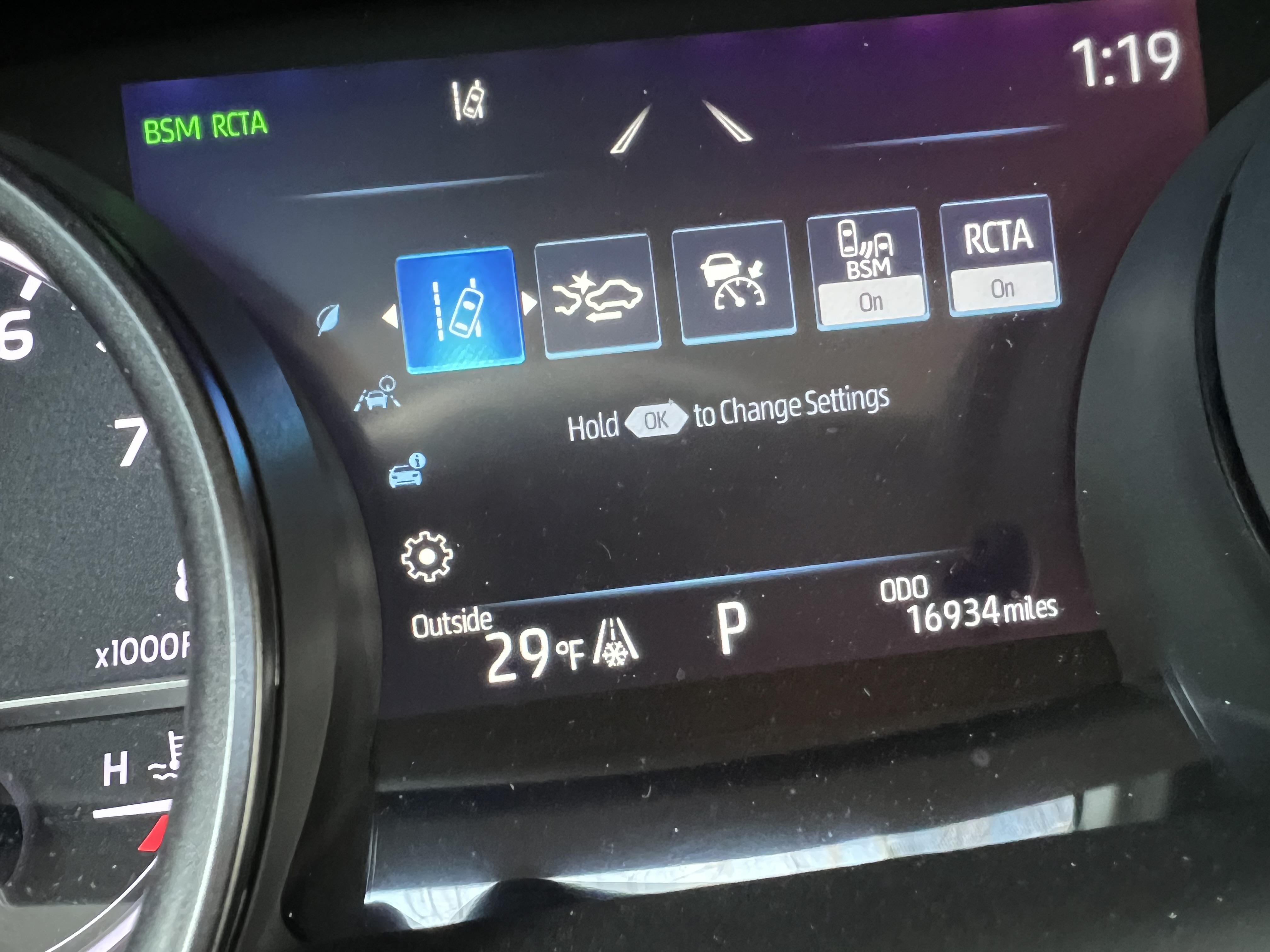 Used 2024 Toyota Camry SE w/ Cold Weather Package AWD/4WD image 6