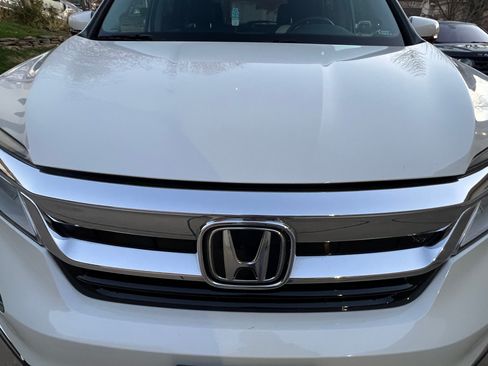 Used 2019 Honda Pilot Touring image 11