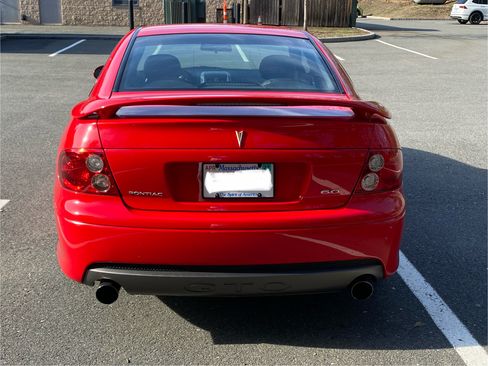 Used 2005 Pontiac GTO RWD image 2