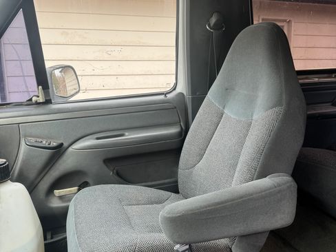 Used 1993 Ford Bronco image 11