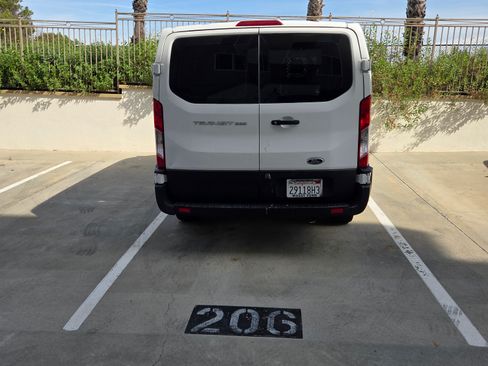 Used 2019 Ford Transit 250 130 Low Roof image 9