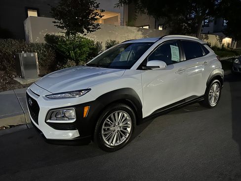 Used 2018 Hyundai Kona SEL image 12