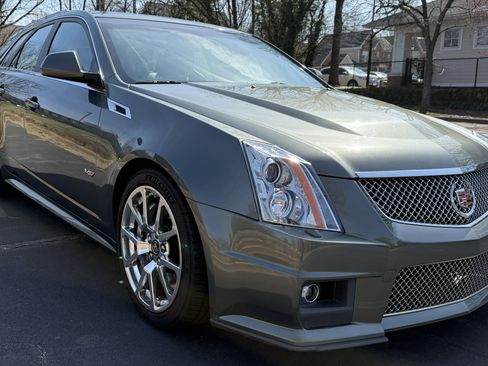 Used 2011 Cadillac CTS V w/ Wood Trim Package image 8