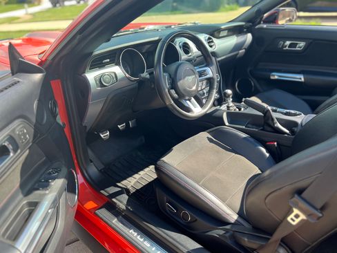 Used 2016 Ford Mustang GT Premium w/ Equipment Group 401A image 11