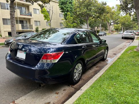 Used 2010 Honda Accord LX image 1