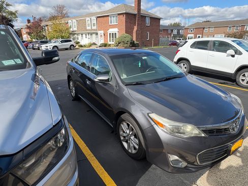 Used 2014 Toyota Avalon XLE Premium image 5