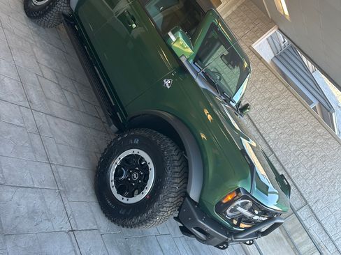 Used 2022 Ford Bronco Outer Banks w/ Sasquatch Package image 10