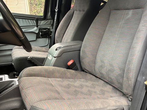 Used 2004 Jeep Wrangler 4WD image 23