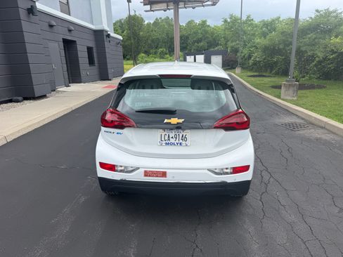 Used 2017 Chevrolet Bolt LT FWD image 5