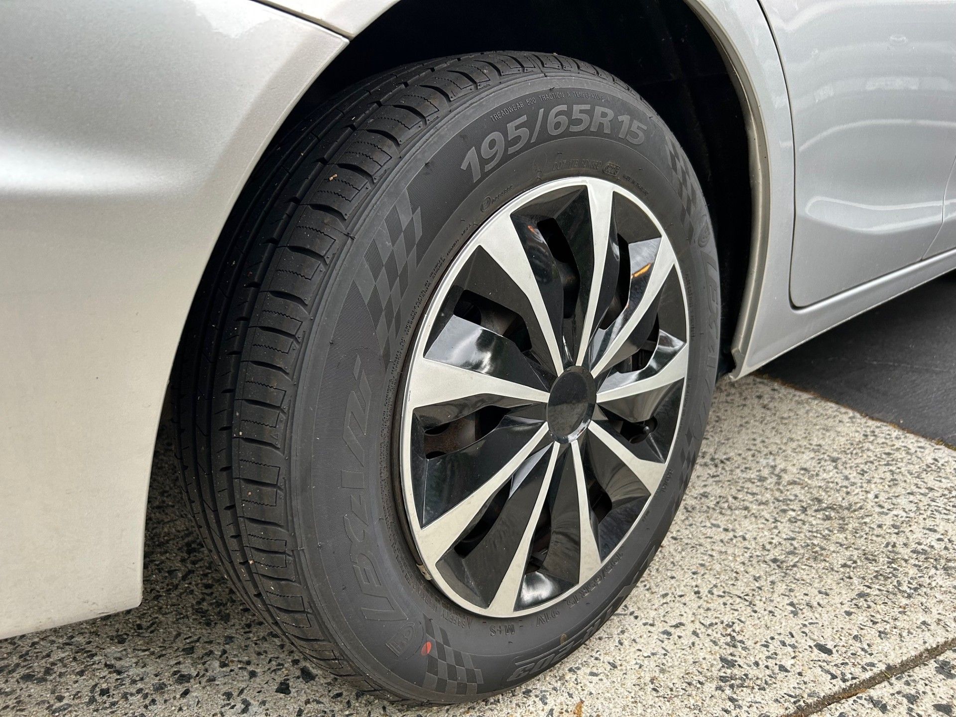 Used 2015 Honda Civic LX image 13