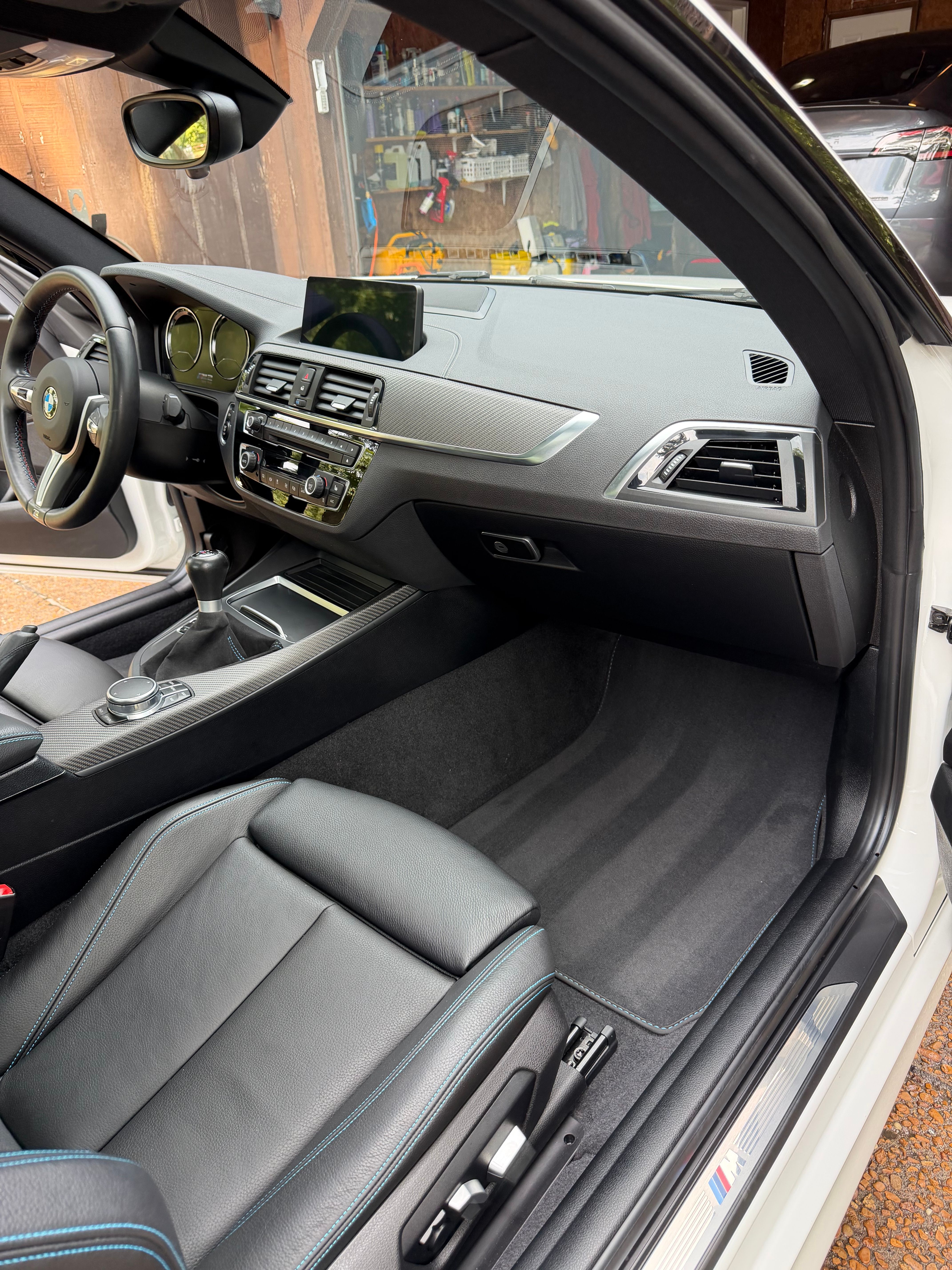 Used 2018 BMW M2 RWD image 19