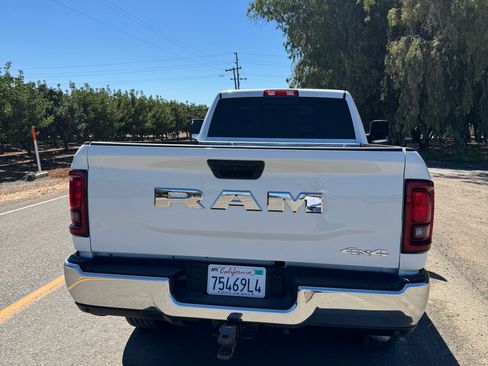 Used 2026 RAM 2500 Tradesman AWD/4WD image 10