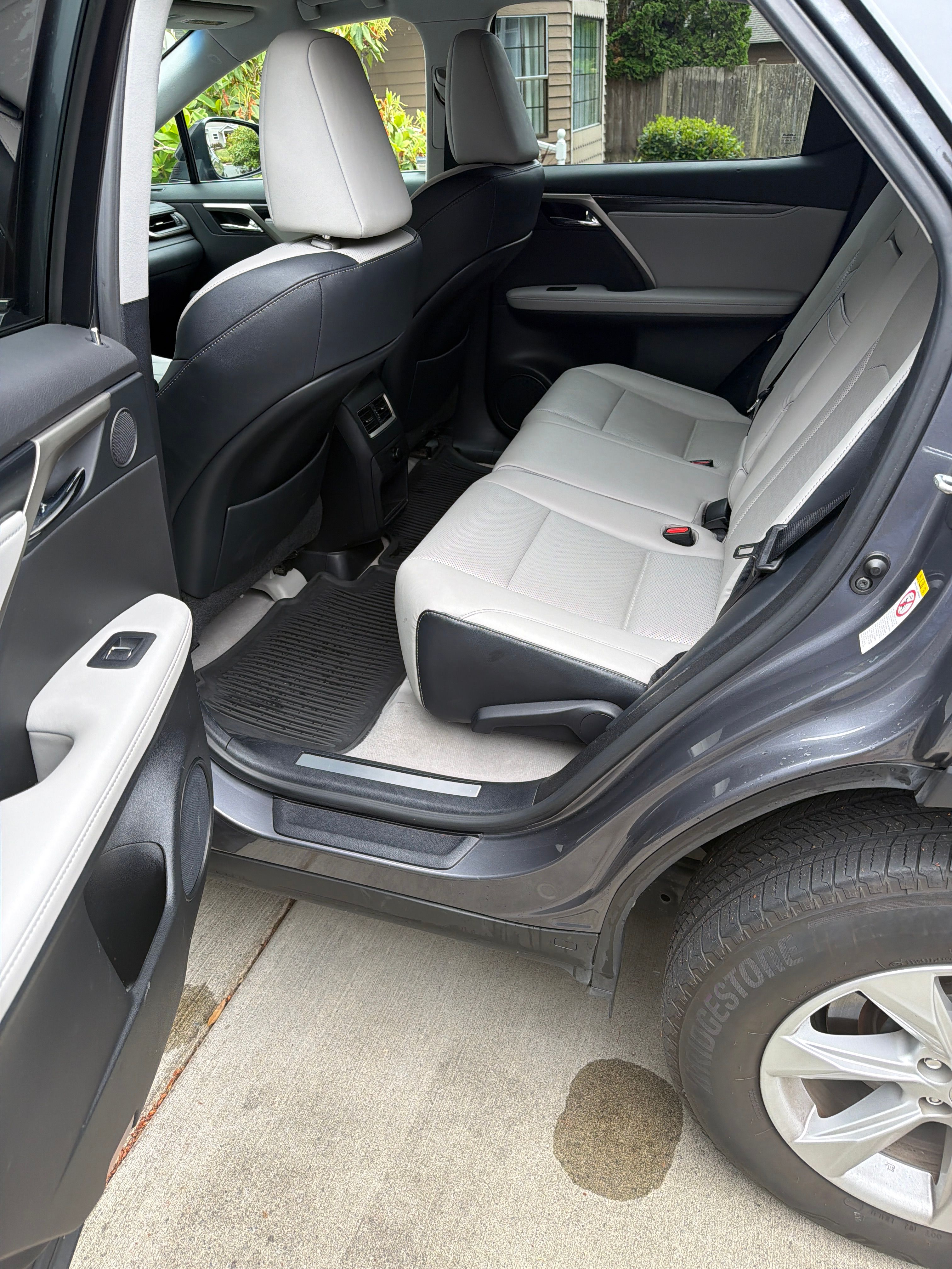 Used 2016 Lexus RX 350 AWD w/ Accessory Package image 11
