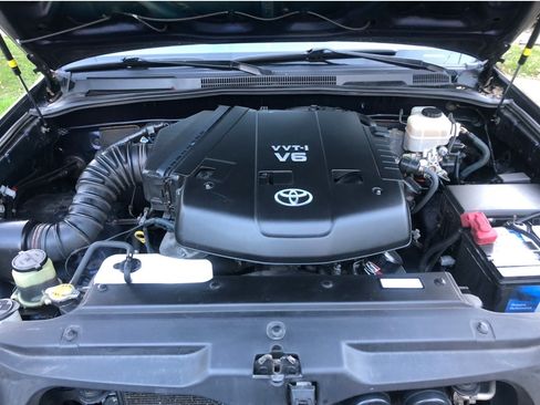 Used 2009 Toyota 4Runner Limited image 8