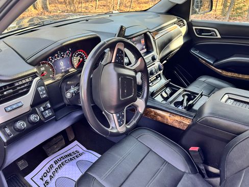 Used 2015 GMC Yukon XL Denali w/ Premium Package image 8