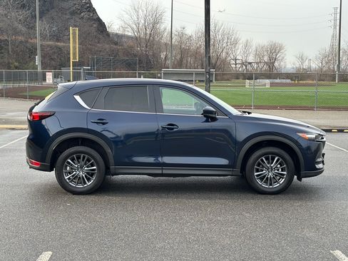 Used 2021 MAZDA CX-5 Touring image 8