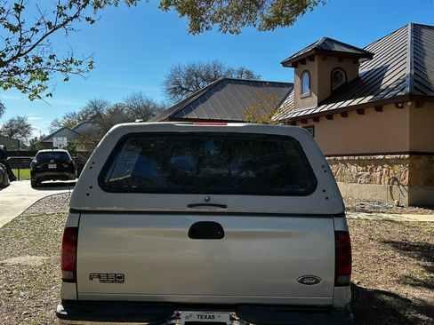 Used 2001 Ford F350 2WD Crew Cab Super Duty image 6