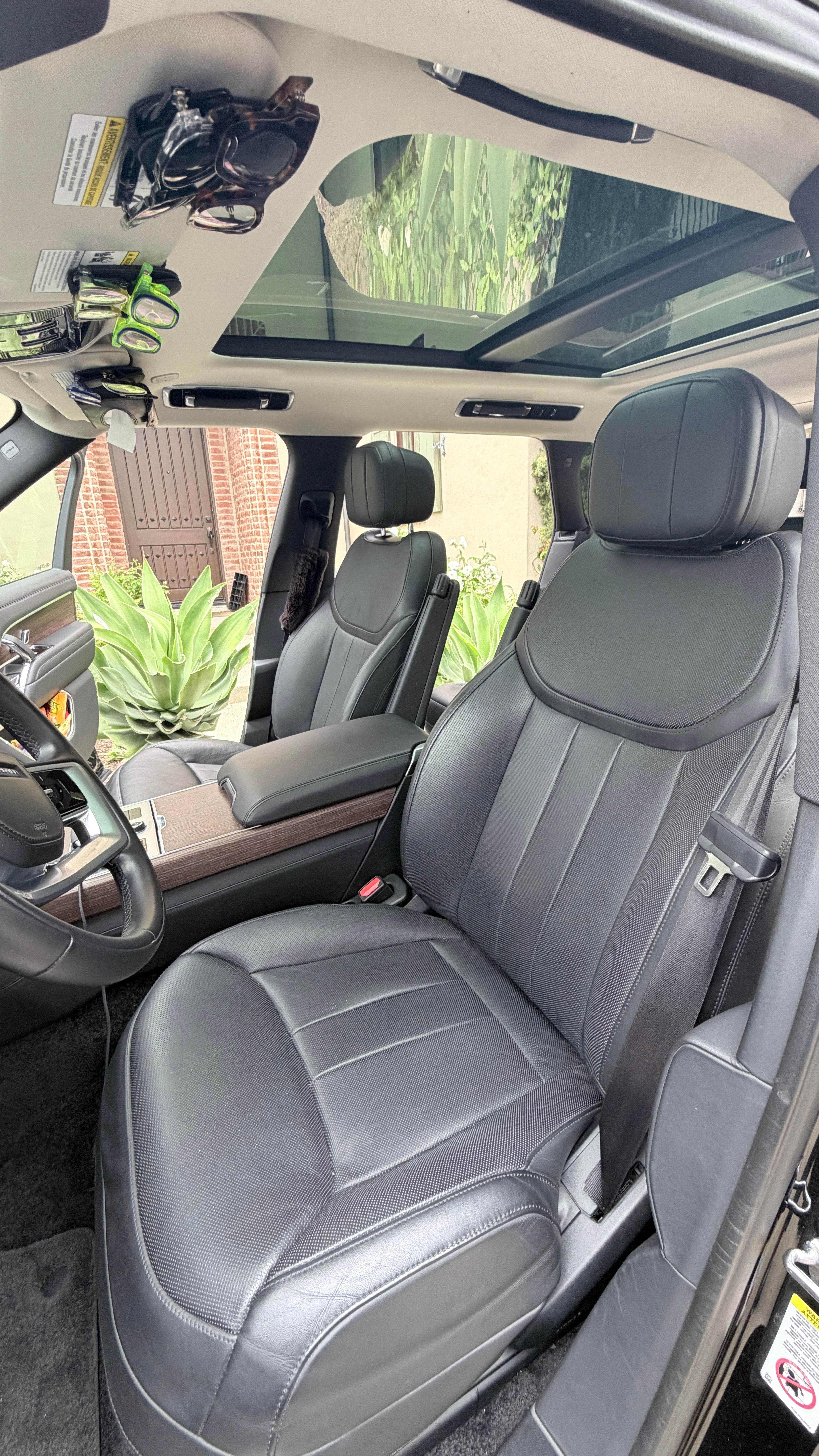 Used 2022 Land Rover Range Rover SE AWD/4WD image 24