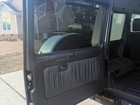 Used 2002 Mercedes-Benz G 500 image 25