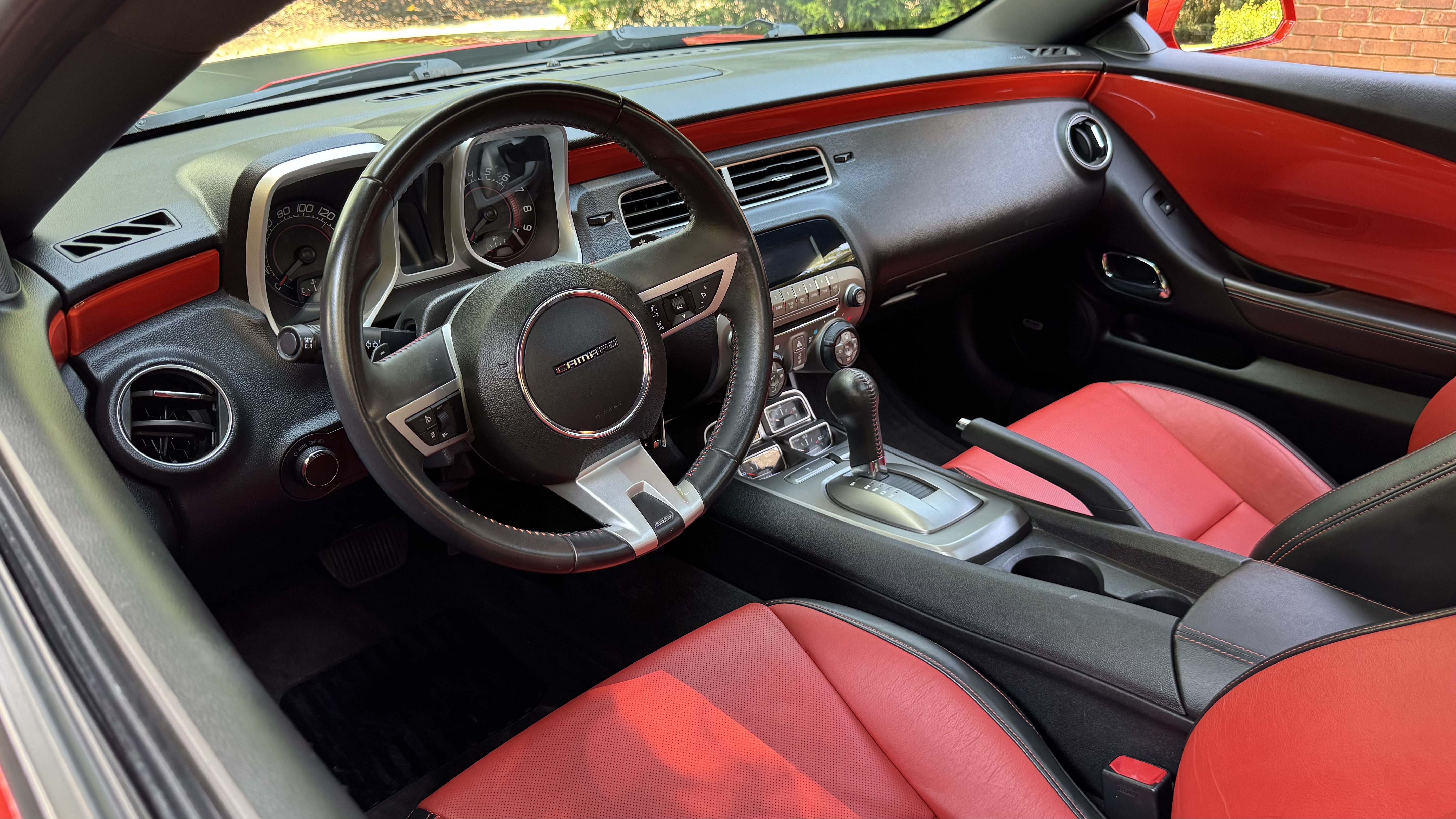 Used 2010 Chevrolet Camaro SS w/ RS Package RWD image 16