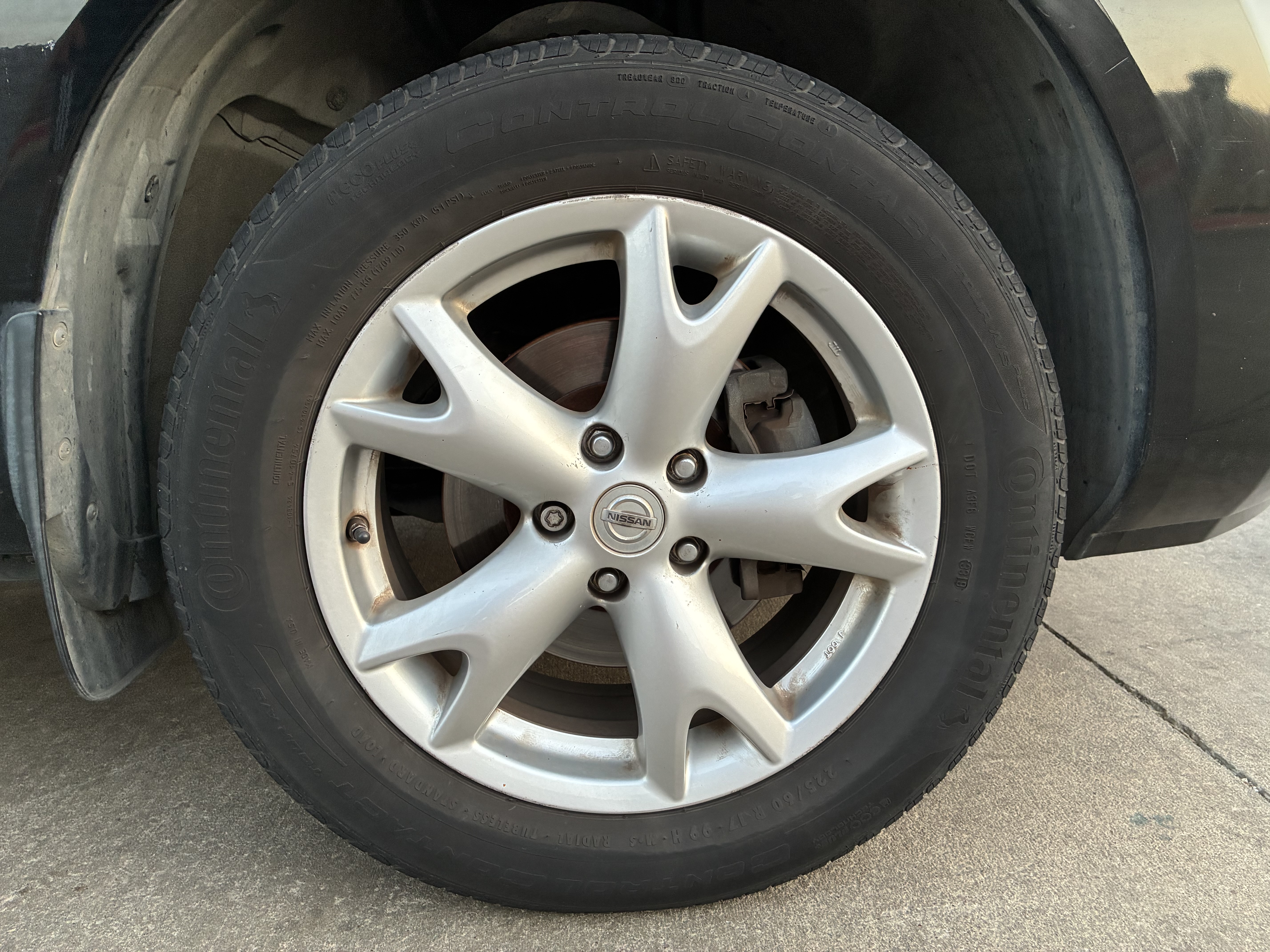 Used 2009 Nissan Rogue SL w/ Premium Pkg FWD image 13