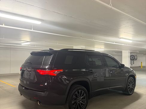 Used 2022 Chevrolet Traverse RS AWD/4WD image 6