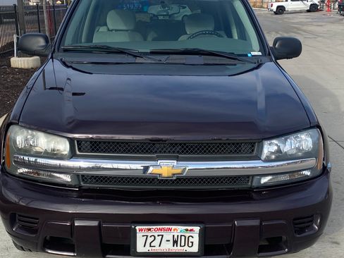 Used 2008 Chevrolet TrailBlazer 4WD w/ Smoker's Package image 4