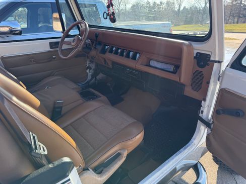 Used 1995 Jeep Wrangler Sport S image 12
