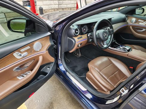 Used 2017 Mercedes-Benz E 400 4MATIC Wagon image 20