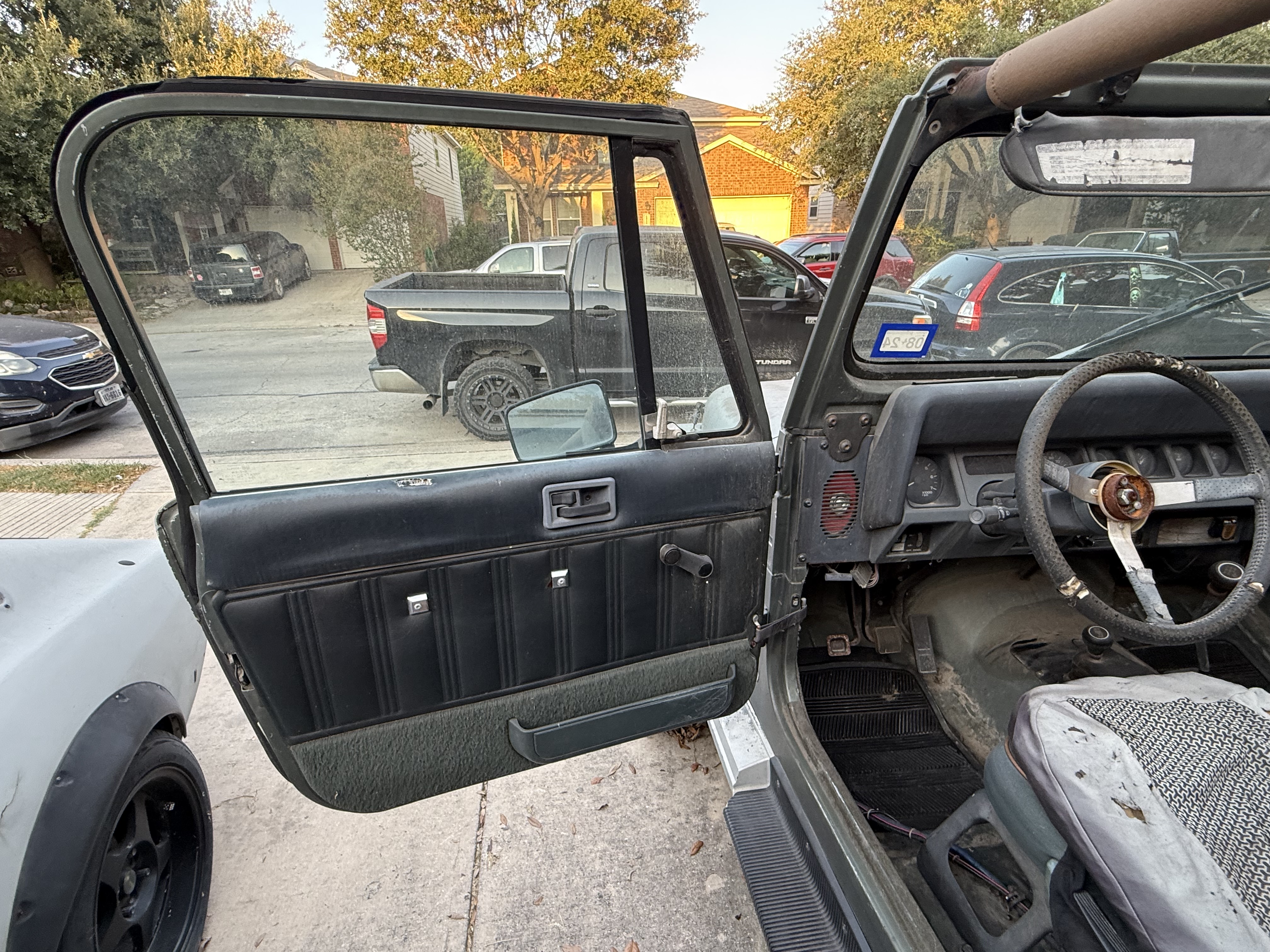 Used 1992 Jeep Wrangler Sahara AWD/4WD image 17