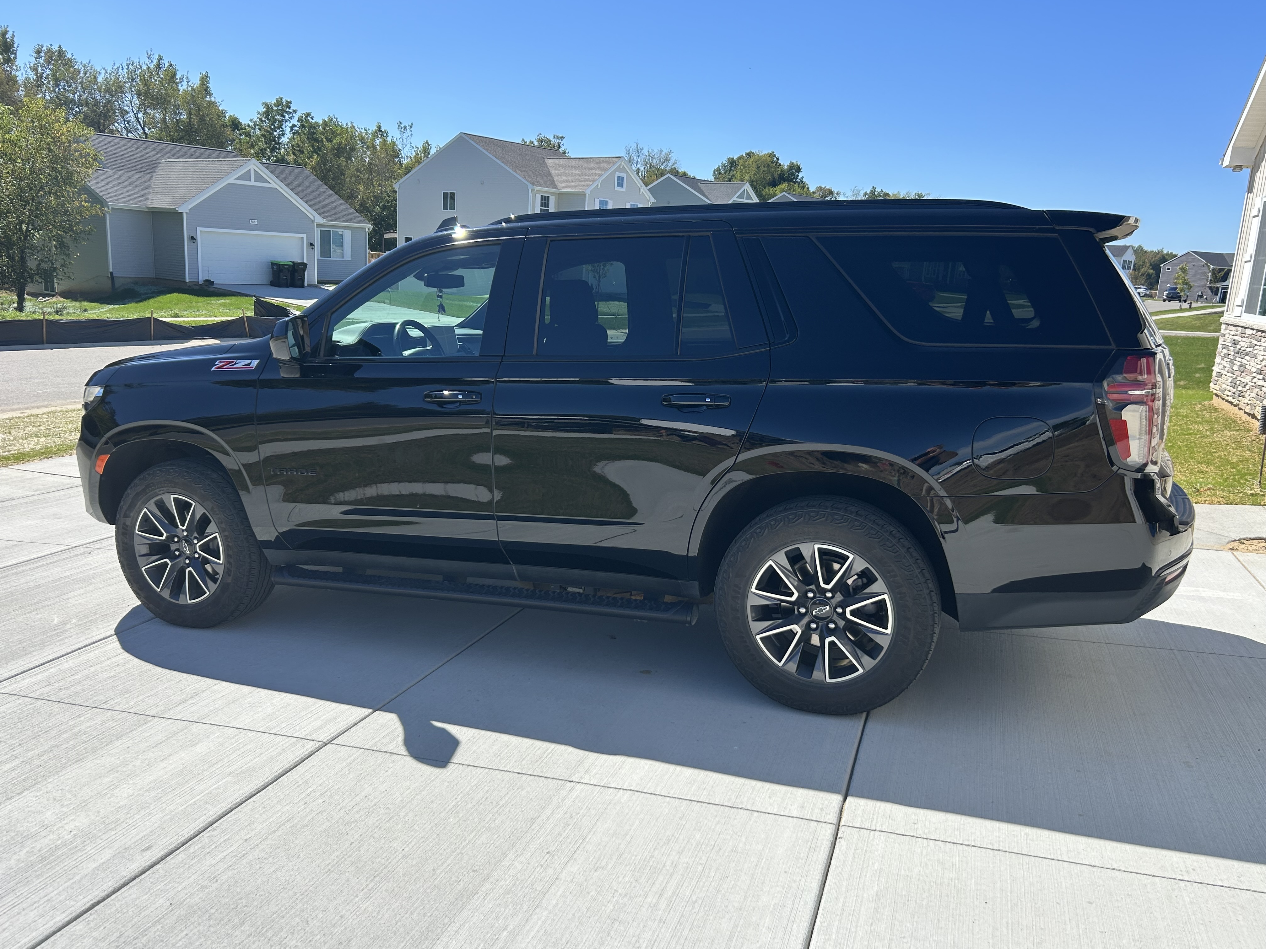 Used 2023 Chevrolet Tahoe Z71 AWD/4WD image 1