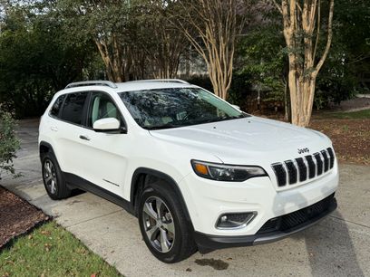 Used 2019 Jeep Cherokee Limited w/ Technology Group
