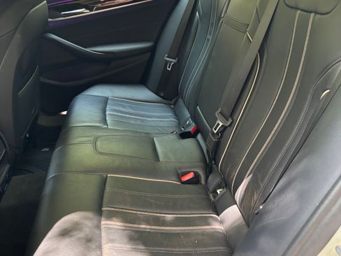 Used 2018 BMW 540i RWD image 10