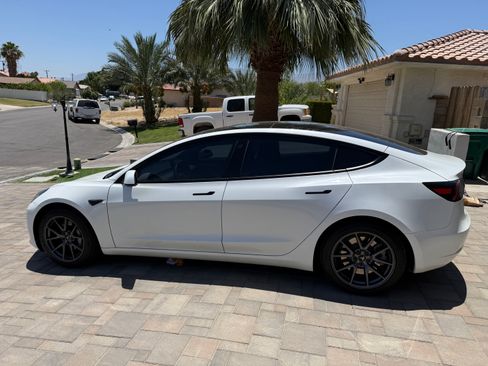 Used 2023 Tesla Model 3 Standard Range RWD image 11