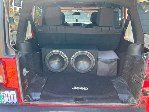 Used 2015 Jeep Wrangler Unlimited Sport w/ Quick Order Package 24S AWD/4WD image 18
