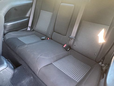 Used 2021 Dodge Challenger SXT image 11