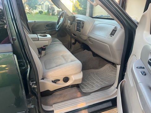 Used 2002 Ford F150 2WD SuperCrew image 12