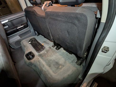 Used 2007 Mitsubishi Raider LS image 24