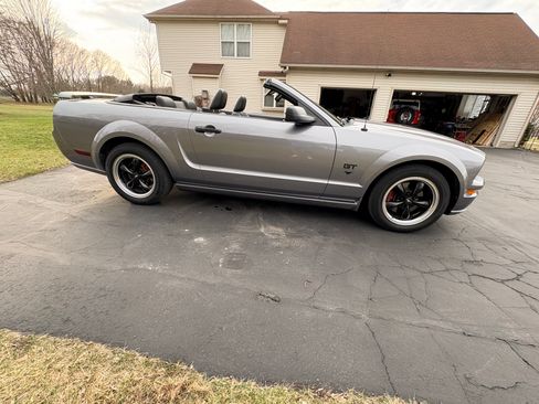 Used 2007 Ford Mustang GT Premium image 23