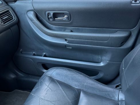 Used 2001 Honda CR-V SE image 18