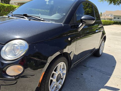 Used 2013 FIAT 500 Pop image 2