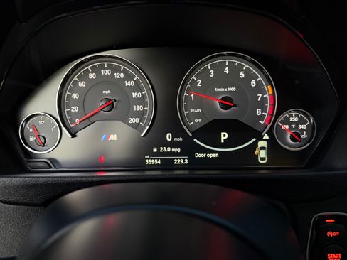 Used 2016 BMW M4 Coupe 2D image 24