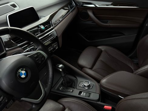 Used 2018 BMW X1 xDrive28i w/ Convenience Package image 4