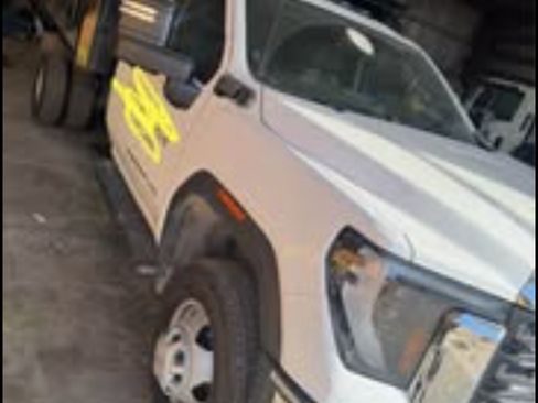 Used 2024 GMC Sierra 3500 Pro w/ Convenience Package image 1