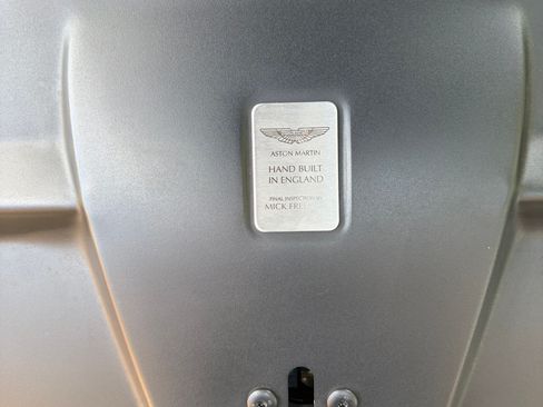 Used 2016 Aston Martin Vanquish Coupe RWD image 21
