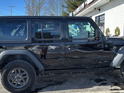 Used 2025 Jeep Wrangler Unlimited Sport