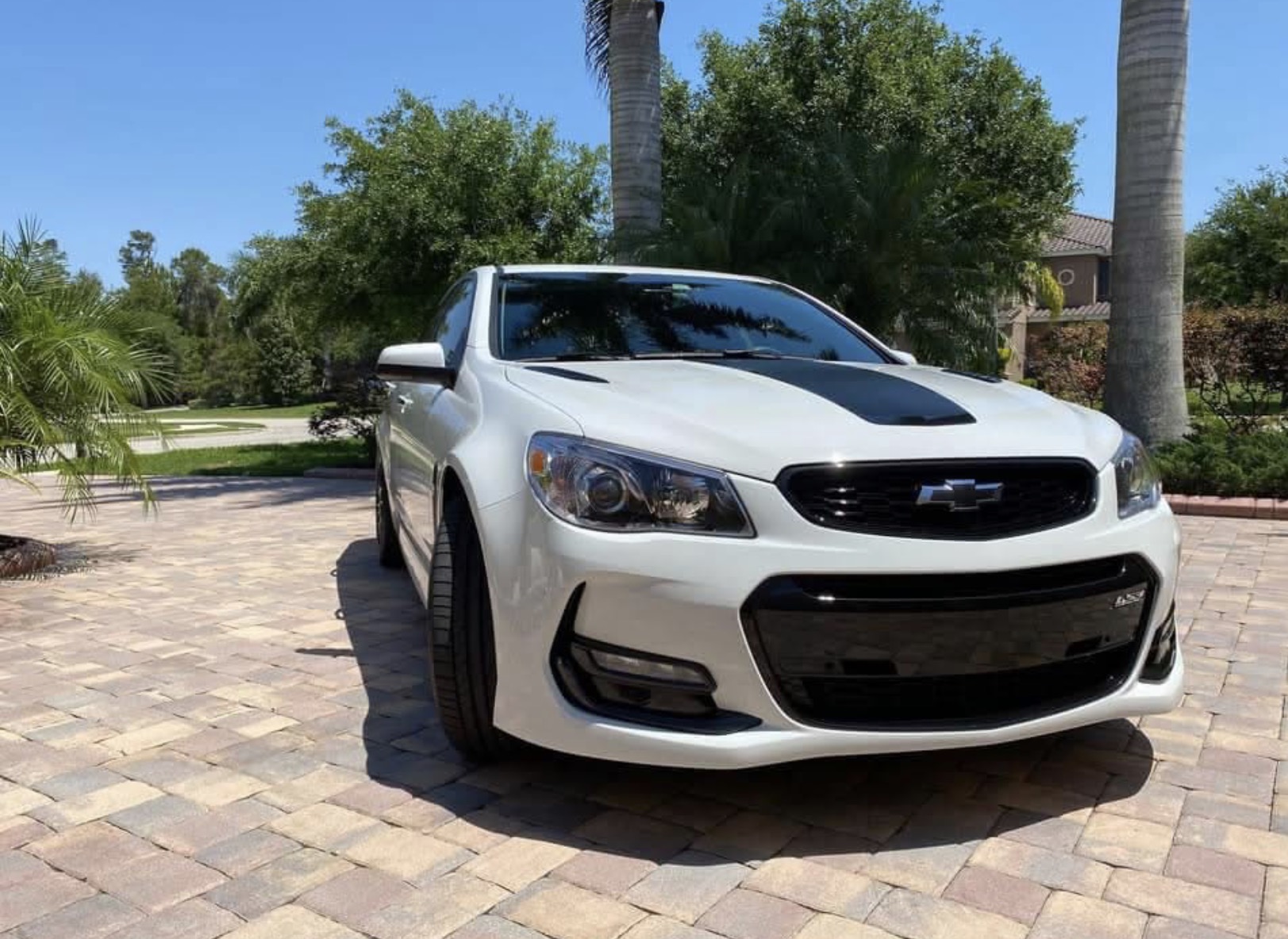 Used 2017 Chevrolet SS RWD image 9