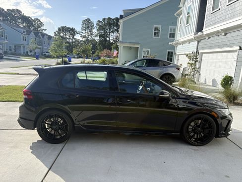 Used 2025 Volkswagen Golf R Black Edition AWD/4WD image 2