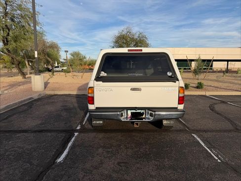 Used 2000 Toyota Tacoma 4x4 Xtracab V6 image 8